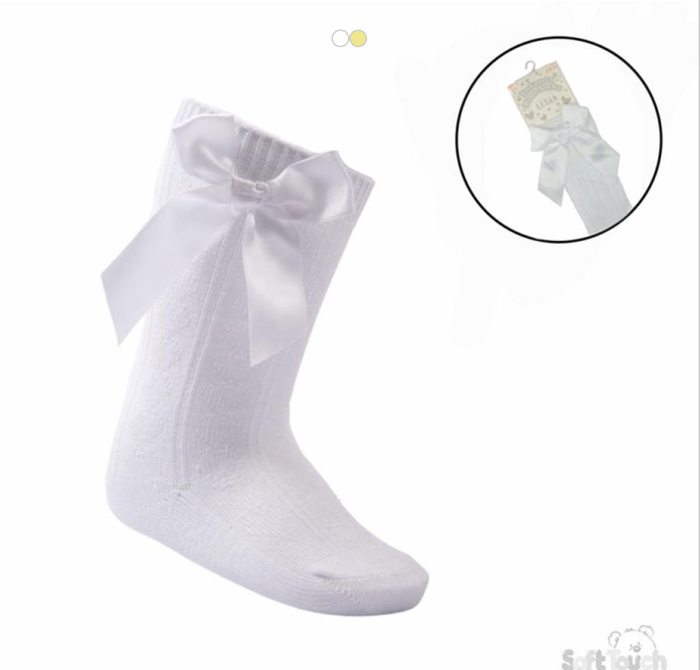 Soft touch white bow knee high socks