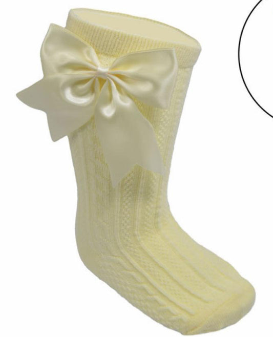 Soft touch lemon bow knee high socks