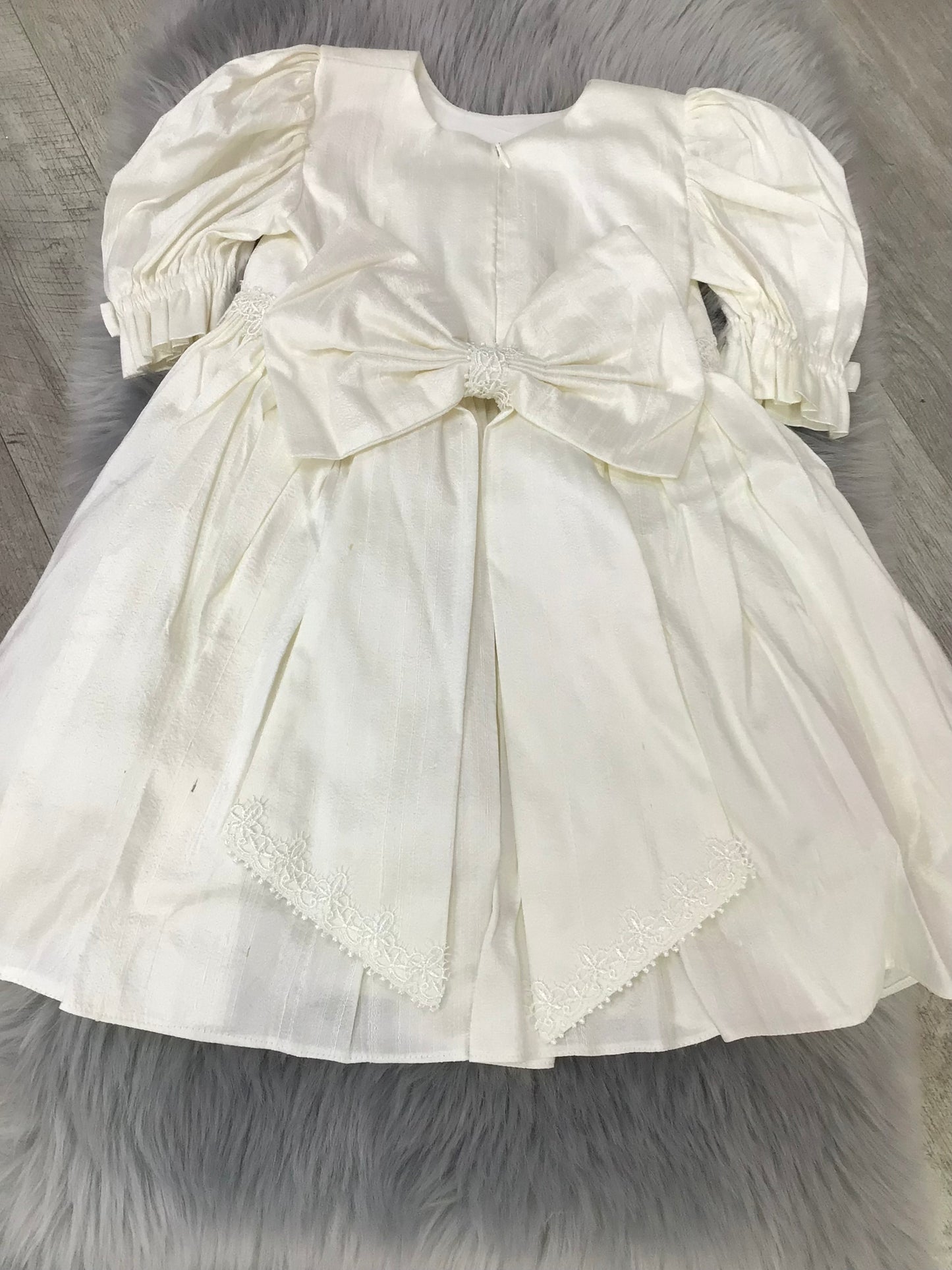 Polka christening dress Ivory. C-19