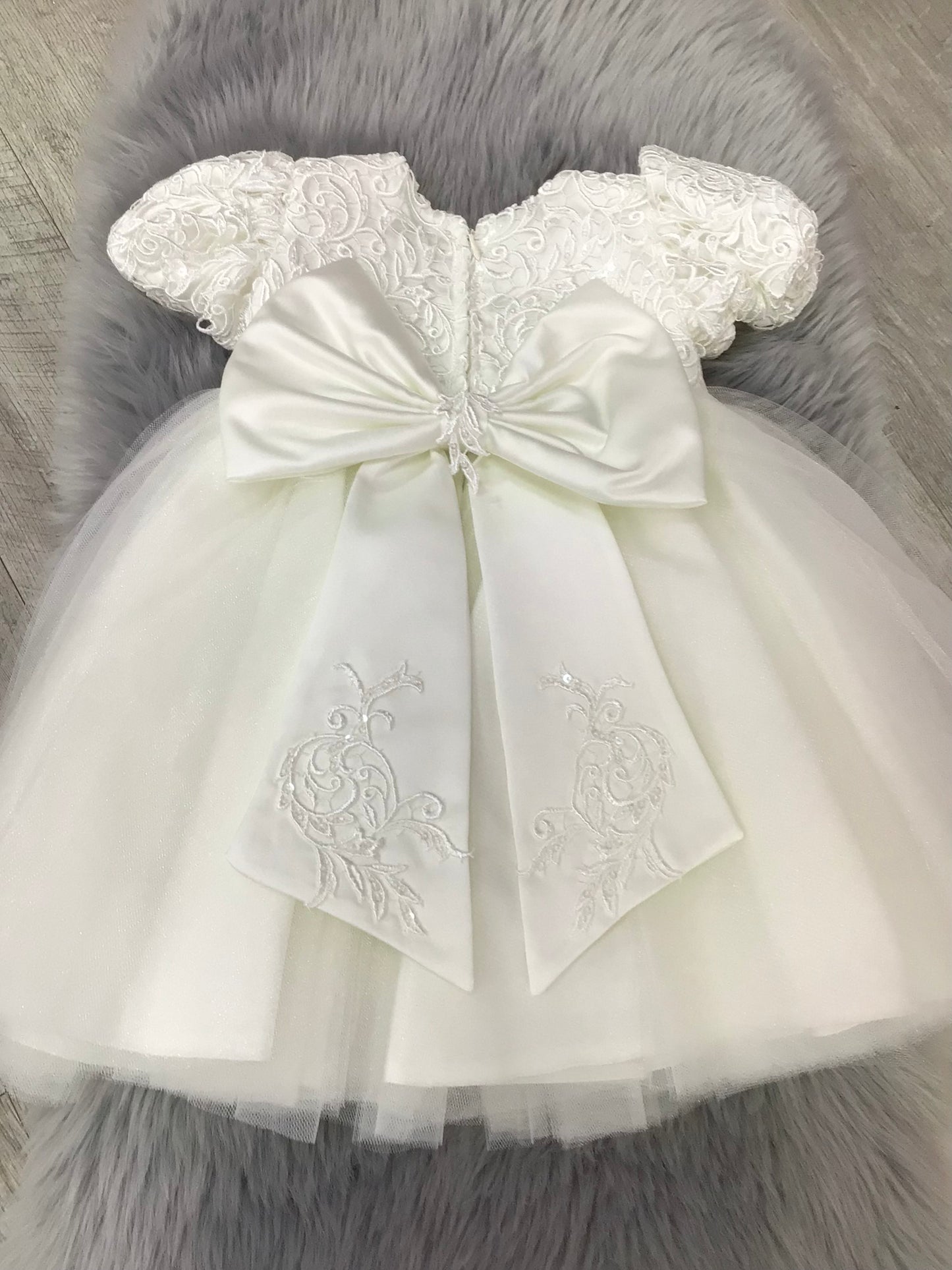 Polka christening dress Ivory. C-25