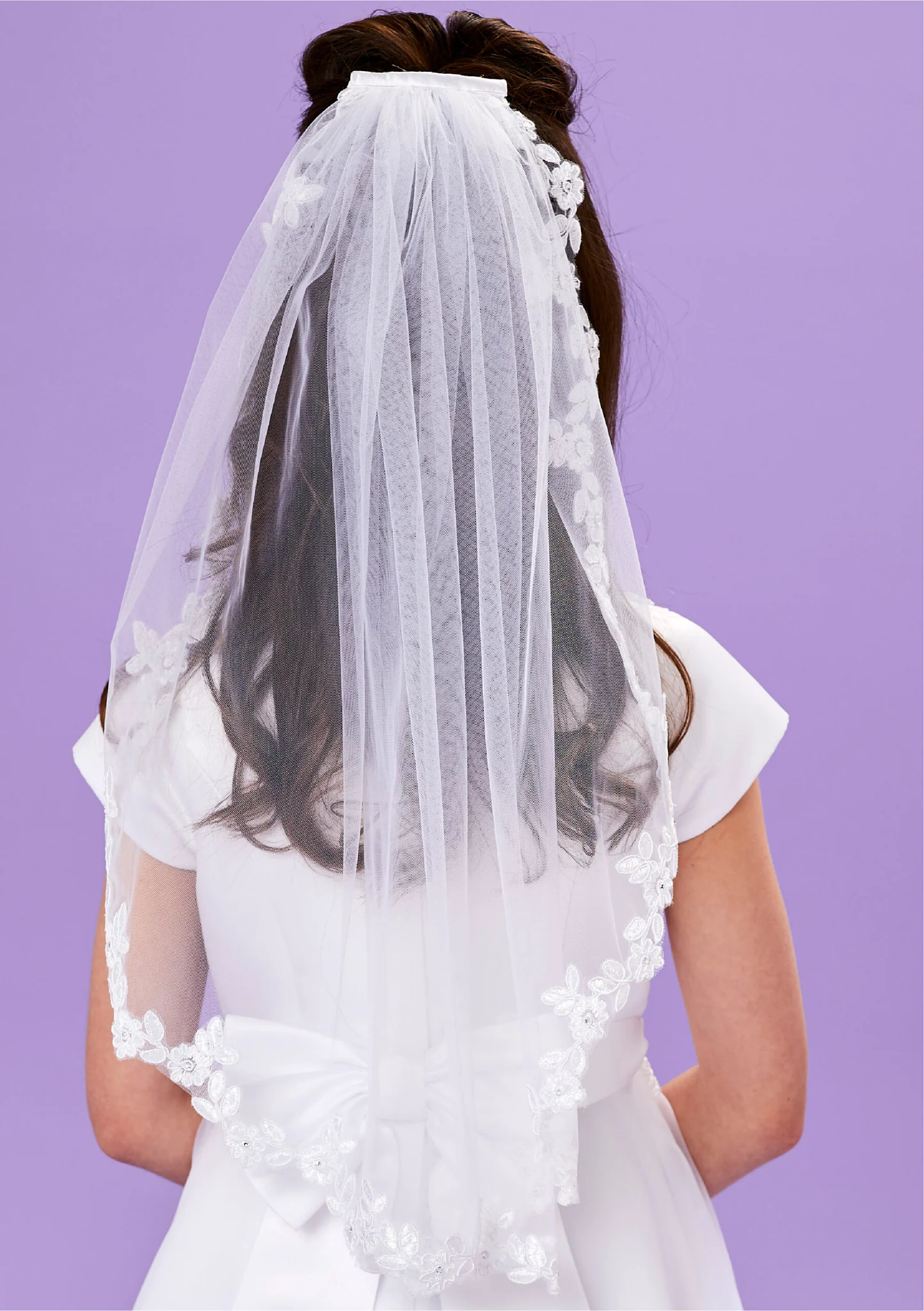 Peridot Mia veil white