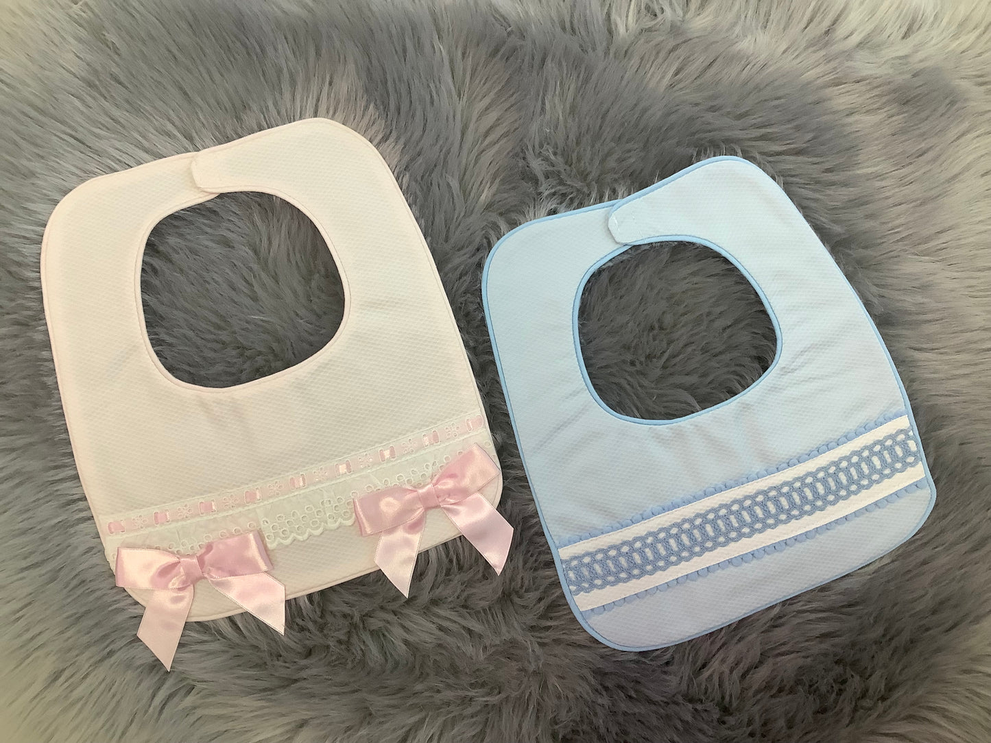 Wee Me Pink Baby Bib with bows