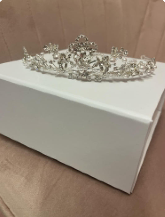 Linzi jay tiara LM274