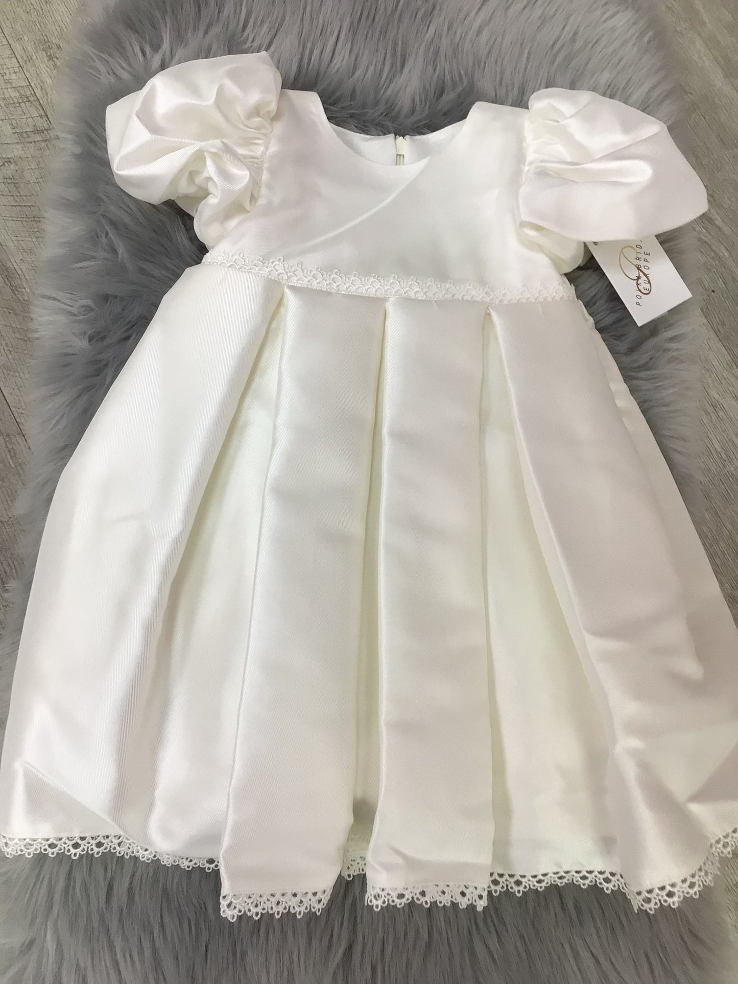 Polka christening dress Ivory. C-30