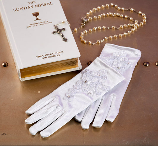 Peridot Olive white lace communion gloves