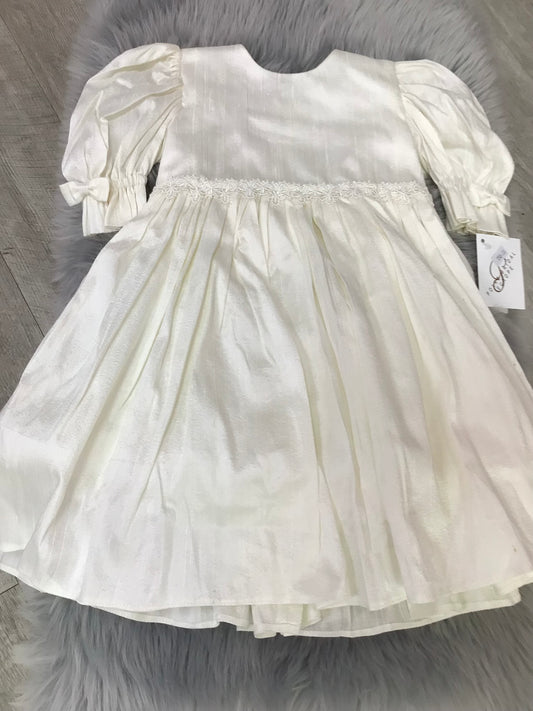 Polka christening dress Ivory. C-19